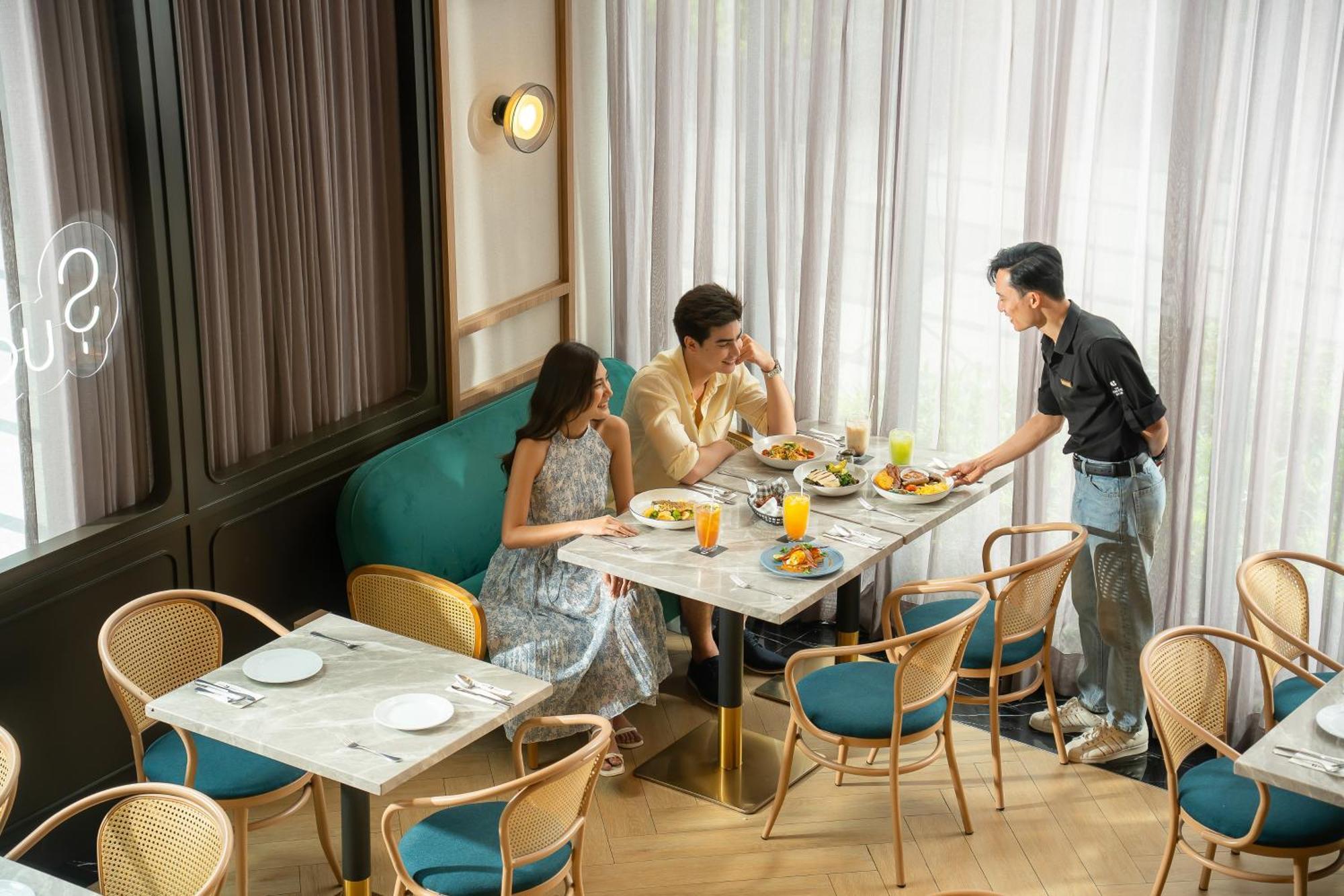 Staybridge Suites Bangkok Thonglor By Ihg Екстер'єр фото