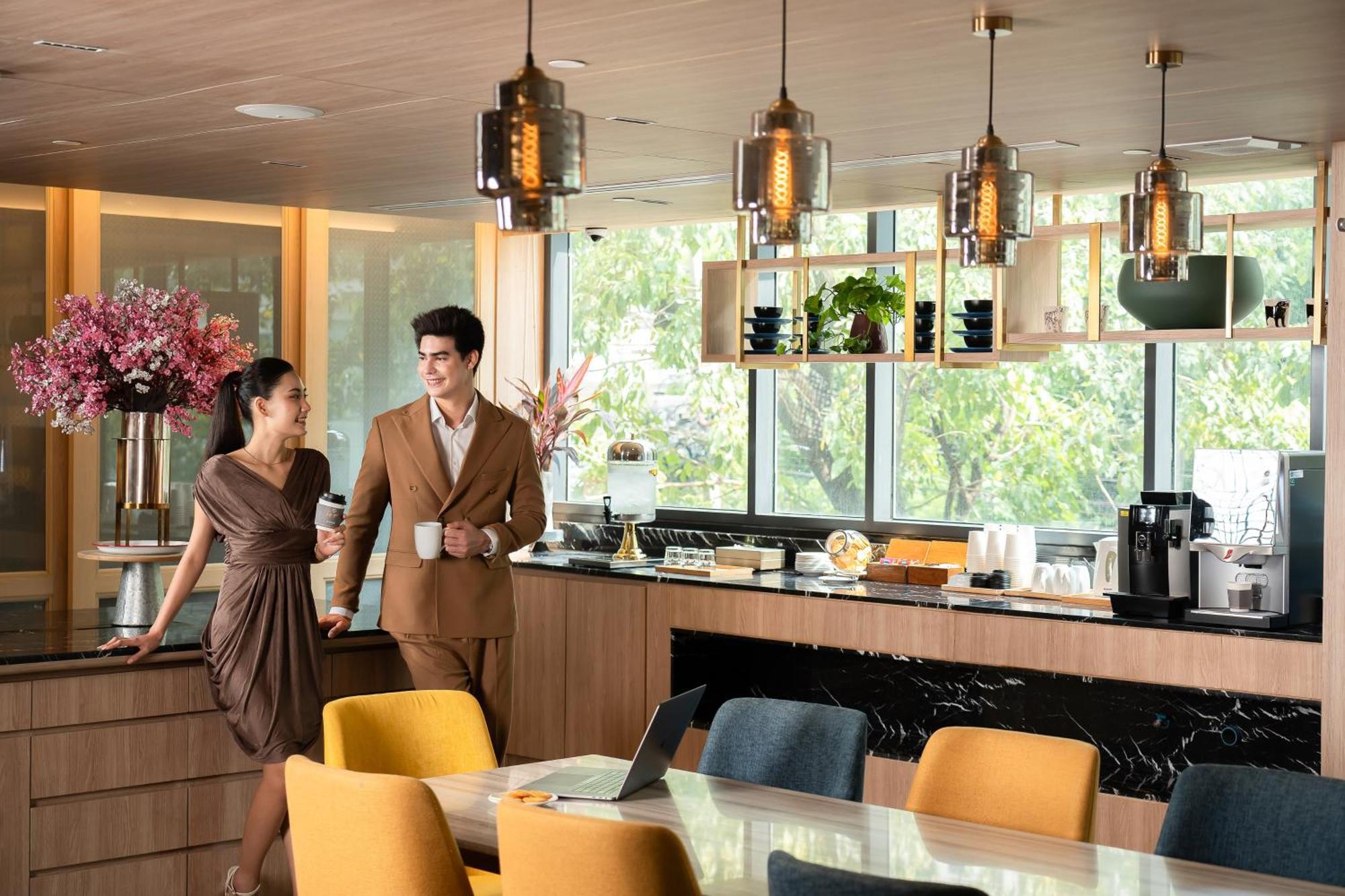 Staybridge Suites Bangkok Thonglor By Ihg Екстер'єр фото